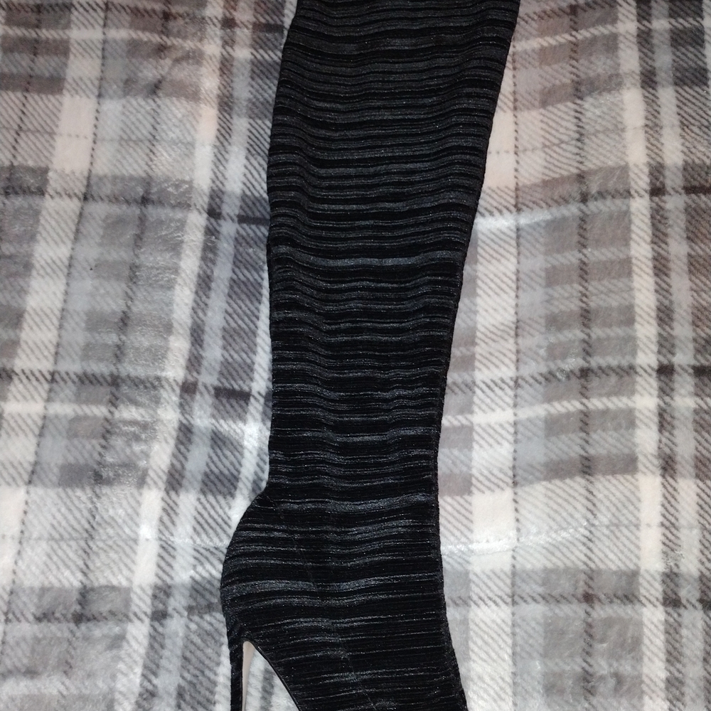Elegant Black Women's Boots